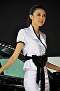 風韻十足的2009美女车模