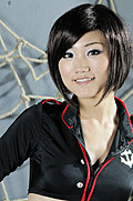 黑丝女警车模