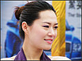美女车模