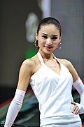 靓丽车模