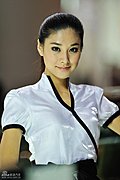 靓丽车模