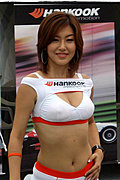 俊俏甜美