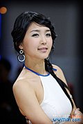 美得让人窒息的韩国车模