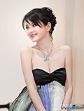 性感车模，风韵十足