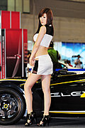 [黄美姬车展] Beautiful photo!
