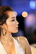 靓丽车模