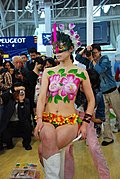 裸体车模