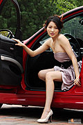 小“范冰冰”甘婷婷与豪车的魅惑情缘
