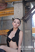 美女车模激战cs战警