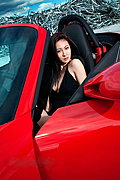 气质美女走光 与保时捷