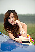 长腿美女婀娜多姿