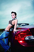 豹纹美女与VOLVO 