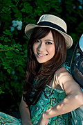 清纯美女清新出镜