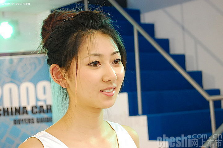 网上车市美女前台