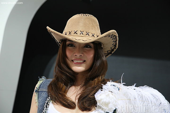 乐骋牛仔美女