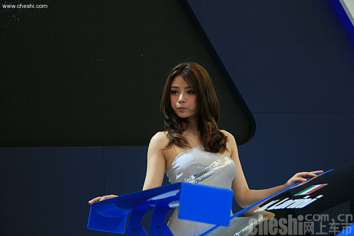 雪佛兰美女车模
