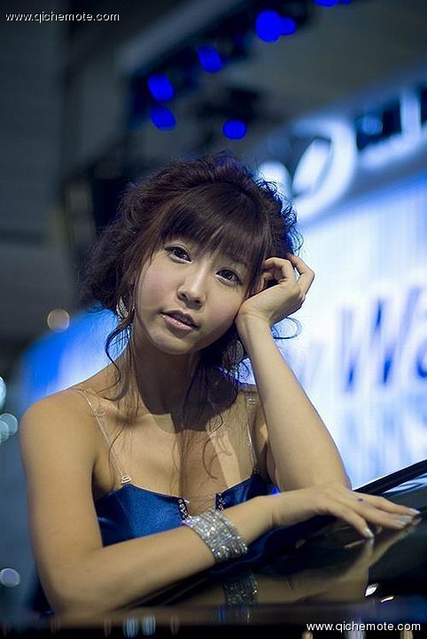 高丽车模可儿