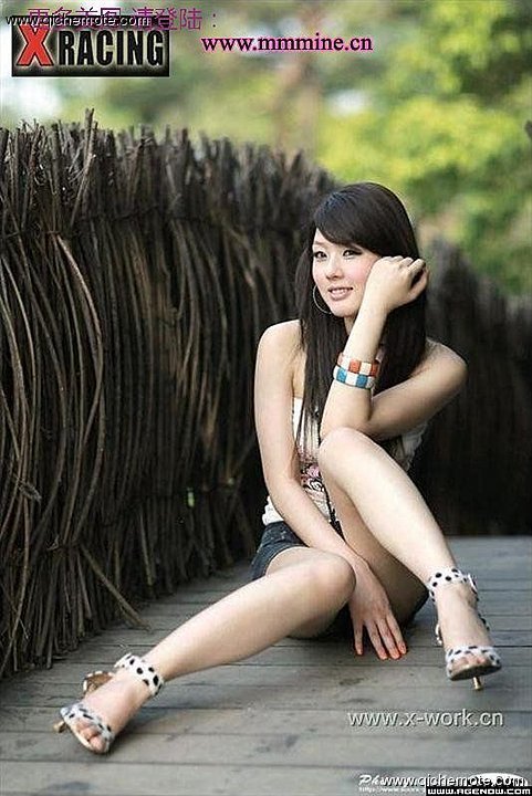 韩国车模皇后黄美熙个人性感写真