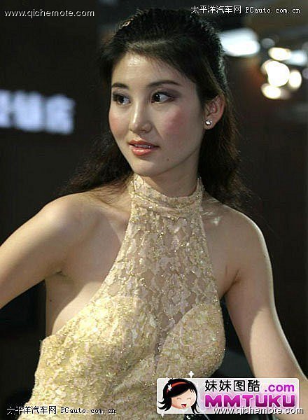 雷克萨斯美女