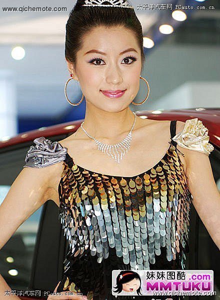 中华小姐般气质美女