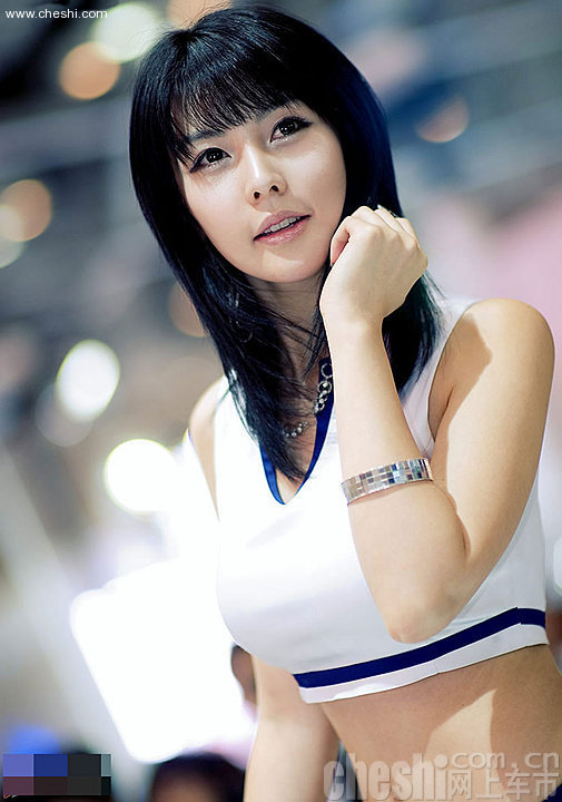 美女车模李智友