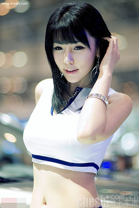 美女车模李智友