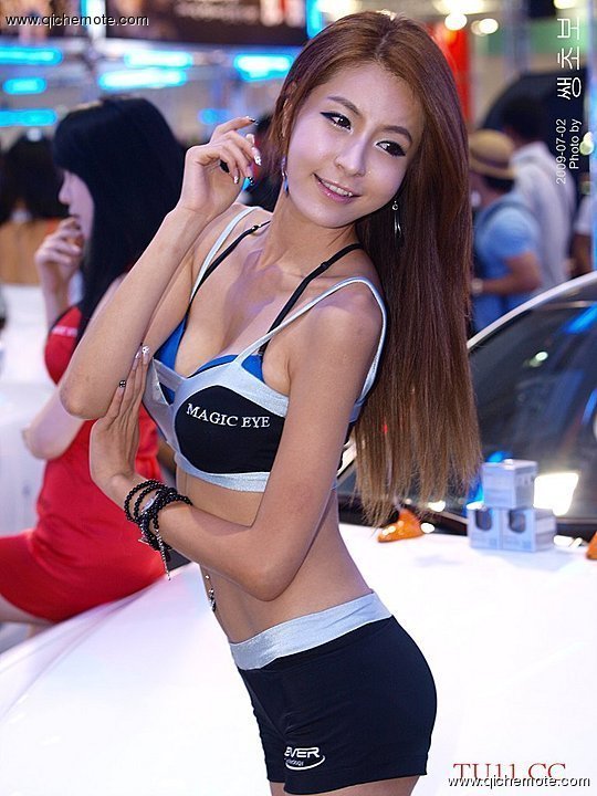 【2009韩国首尔汽车展模特写真清晰大图-共有