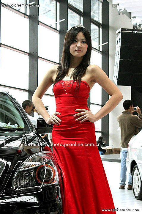 2009南宁东盟车展的美女车模们