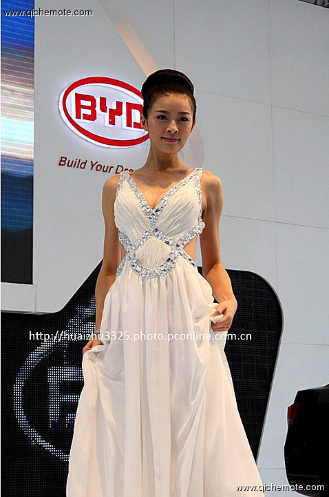 2009南宁东盟车展的美女车模们
