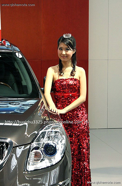 2009南宁东盟车展的美女车模们