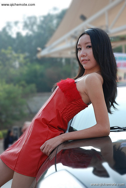 校园车模---红色诱惑