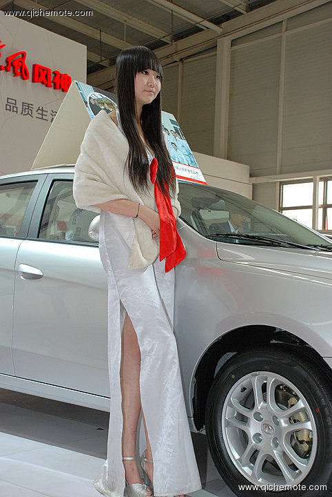 太原第三届TOP车展美女车模锦集-东风风神