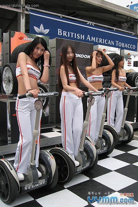 赛车女郎的气质
