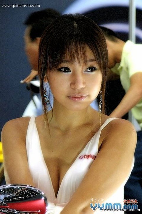 赛车女郎的气质