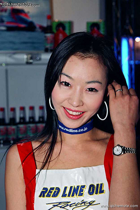 电眼美女