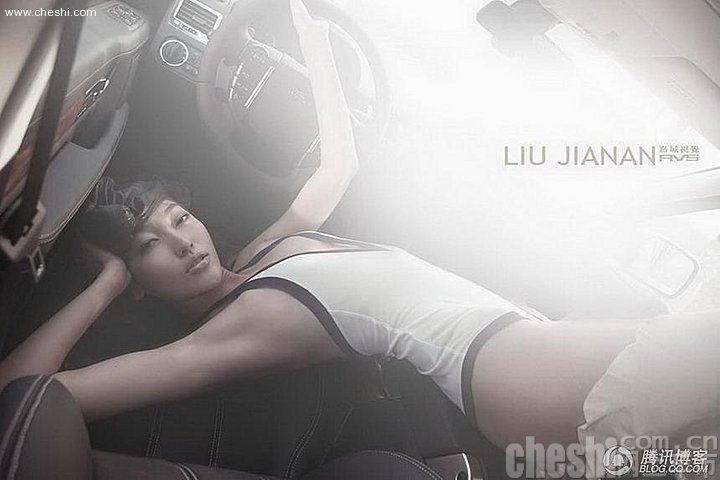美胸