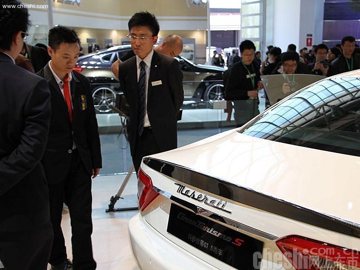 奥运冠军杨威亲临E1馆