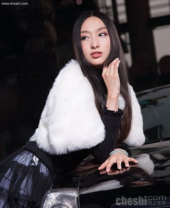 小美女彤彤