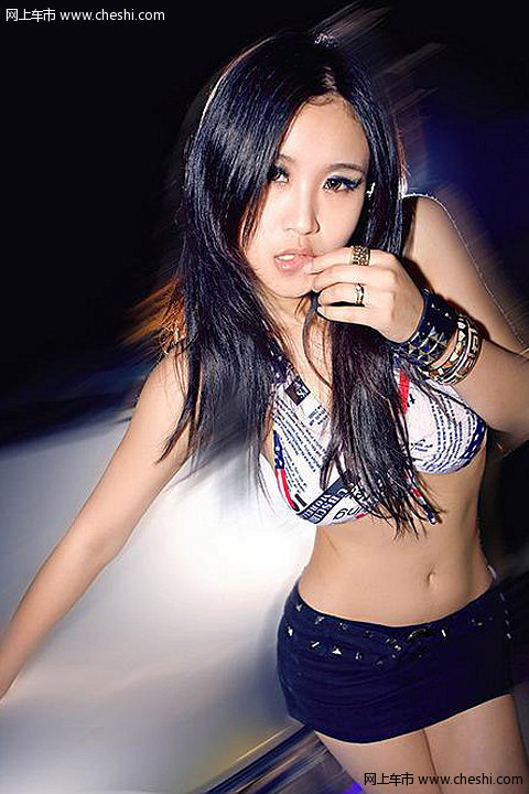 性感美女比基尼诱惑