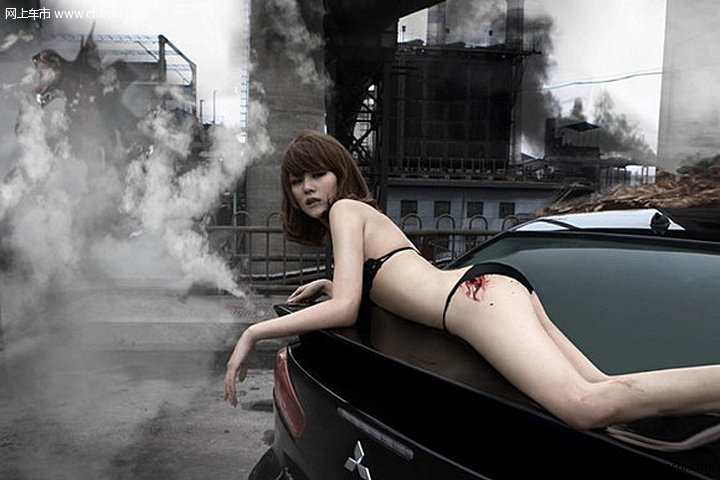 钢铁侠艳遇性感美女