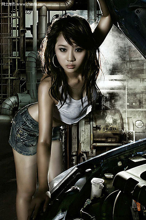 性感狂野汽修美女