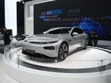 小鹏P7