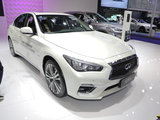 英菲尼迪 Q50L 白色