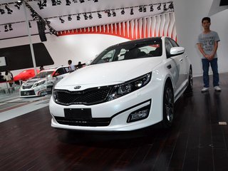 起亚 K5