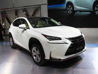 雷克萨斯NX300