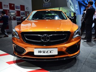 紳寶CC