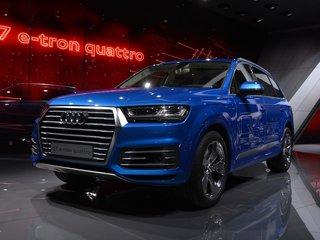 新Q7 e-tron