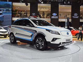 北汽绅宝 EX400L