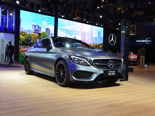 奔驰C300 Coupe Night Edition