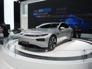 小鹏P7